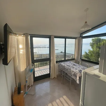 Besanvito - Sea Holiday home